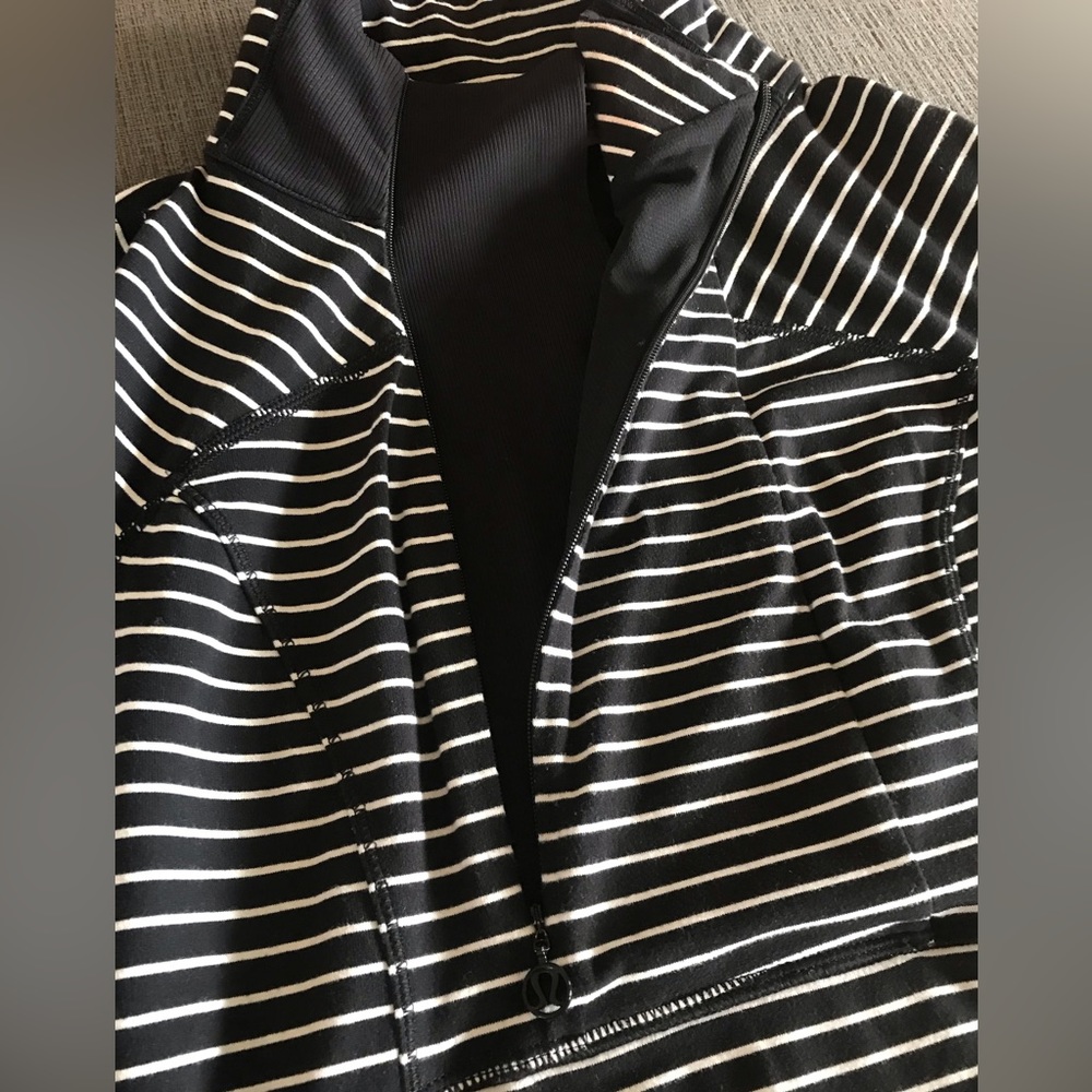 Lululemon Base Runner Parallel Stripe Half Zip - image 6